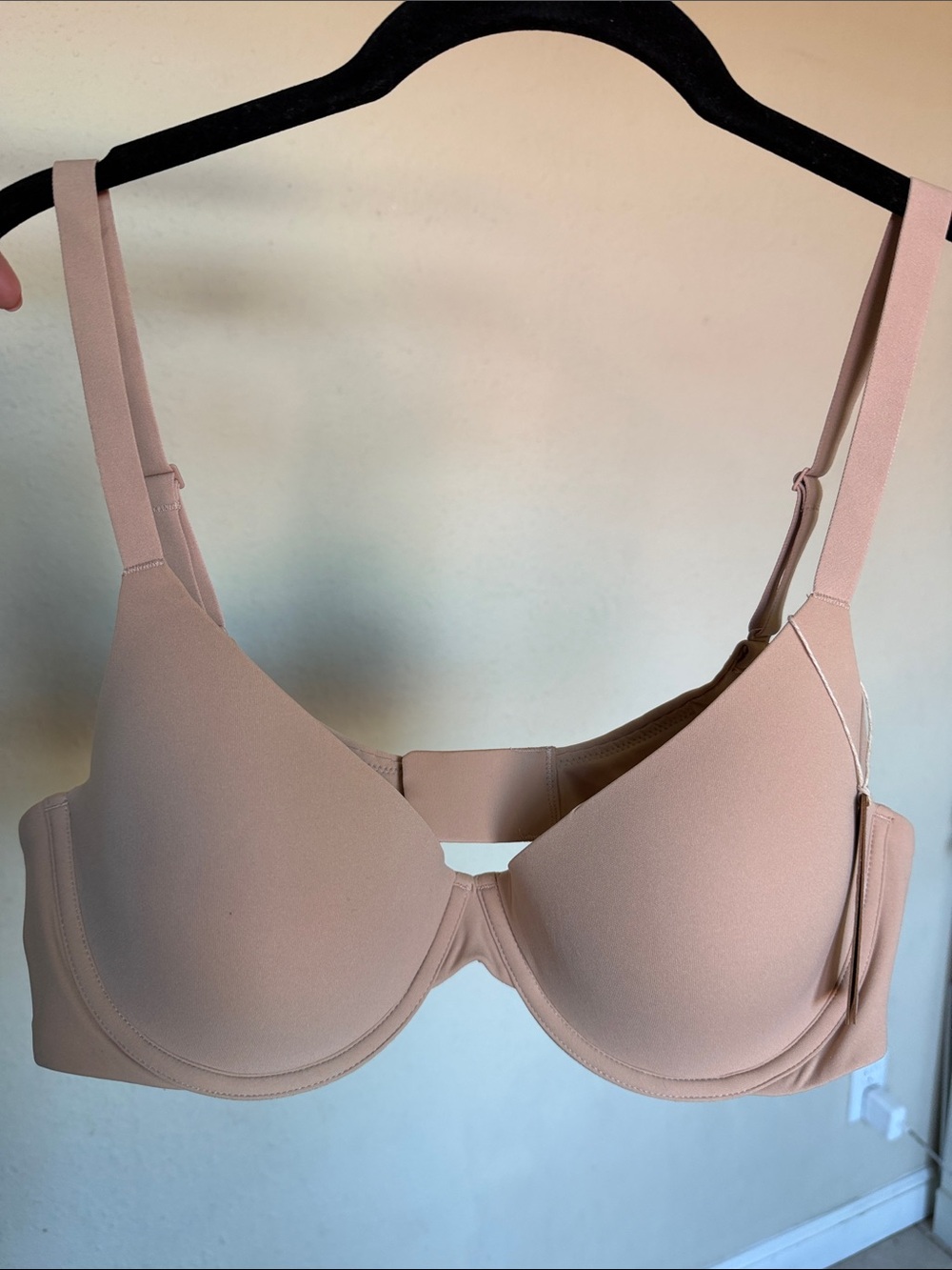 NWT SKIMS Fits Everybody Scoop Plunge Bra BR-UWR-1997 ochre size 40C